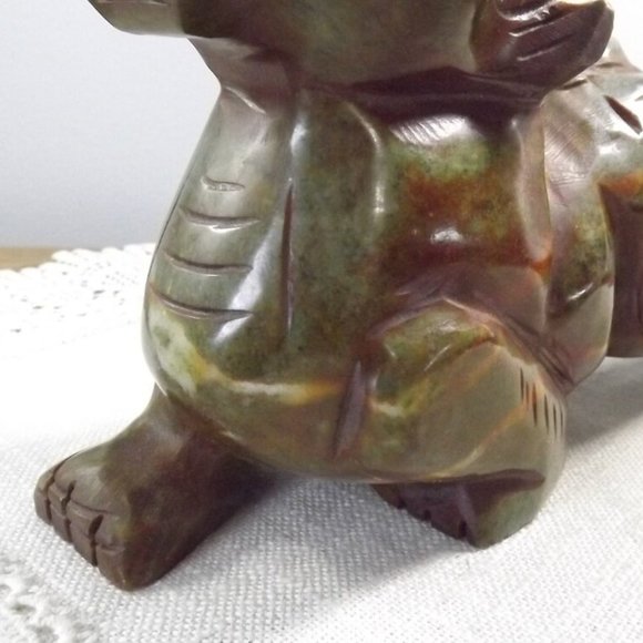 Vintage Carved Jade-like Stone Foo Dog Figure - Picture 3 of 10